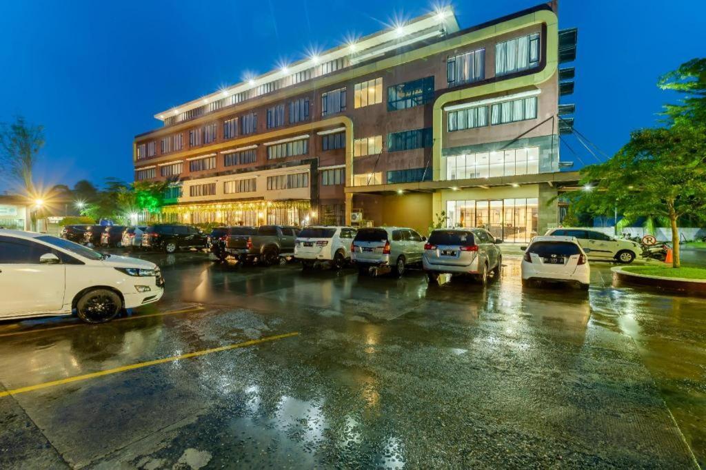 The Royal Idi Hotel Idirayeuk Dış mekan fotoğraf