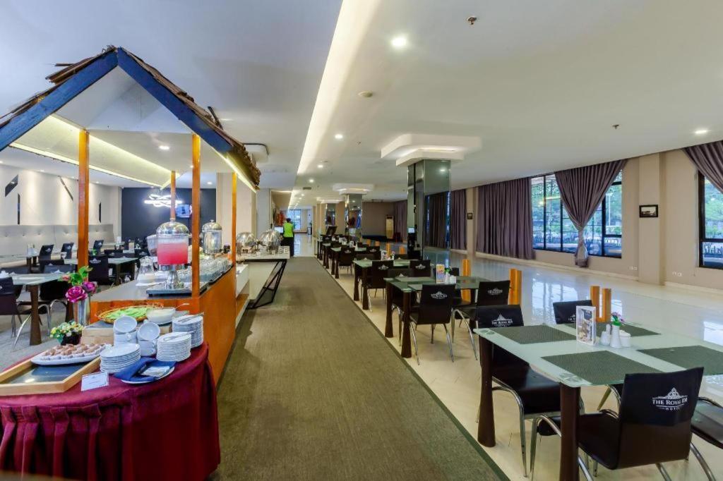 The Royal Idi Hotel Idirayeuk Dış mekan fotoğraf