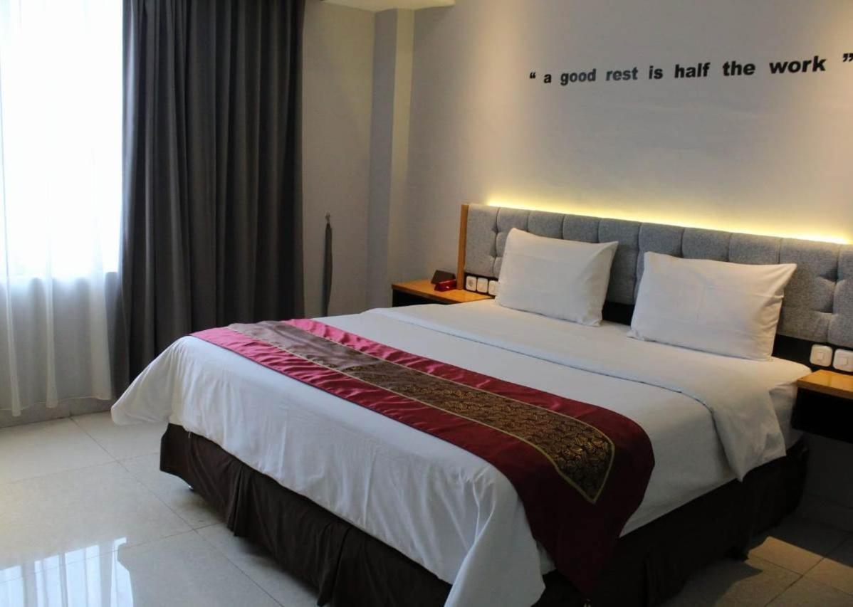 The Royal Idi Hotel Idirayeuk Dış mekan fotoğraf