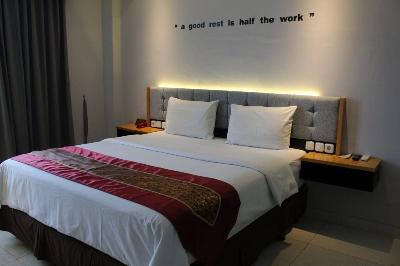 The Royal Idi Hotel Idirayeuk Dış mekan fotoğraf