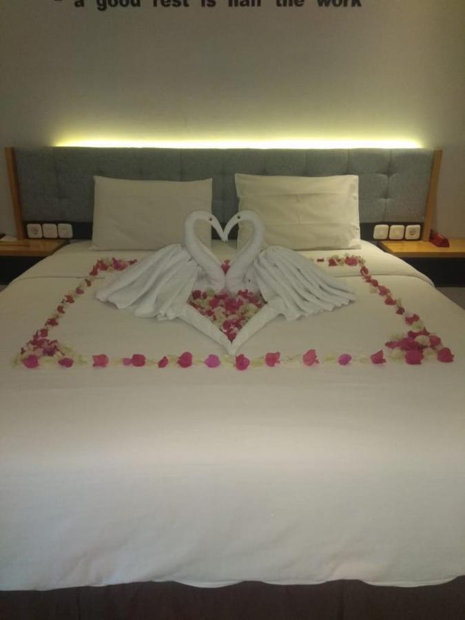The Royal Idi Hotel Idirayeuk Dış mekan fotoğraf